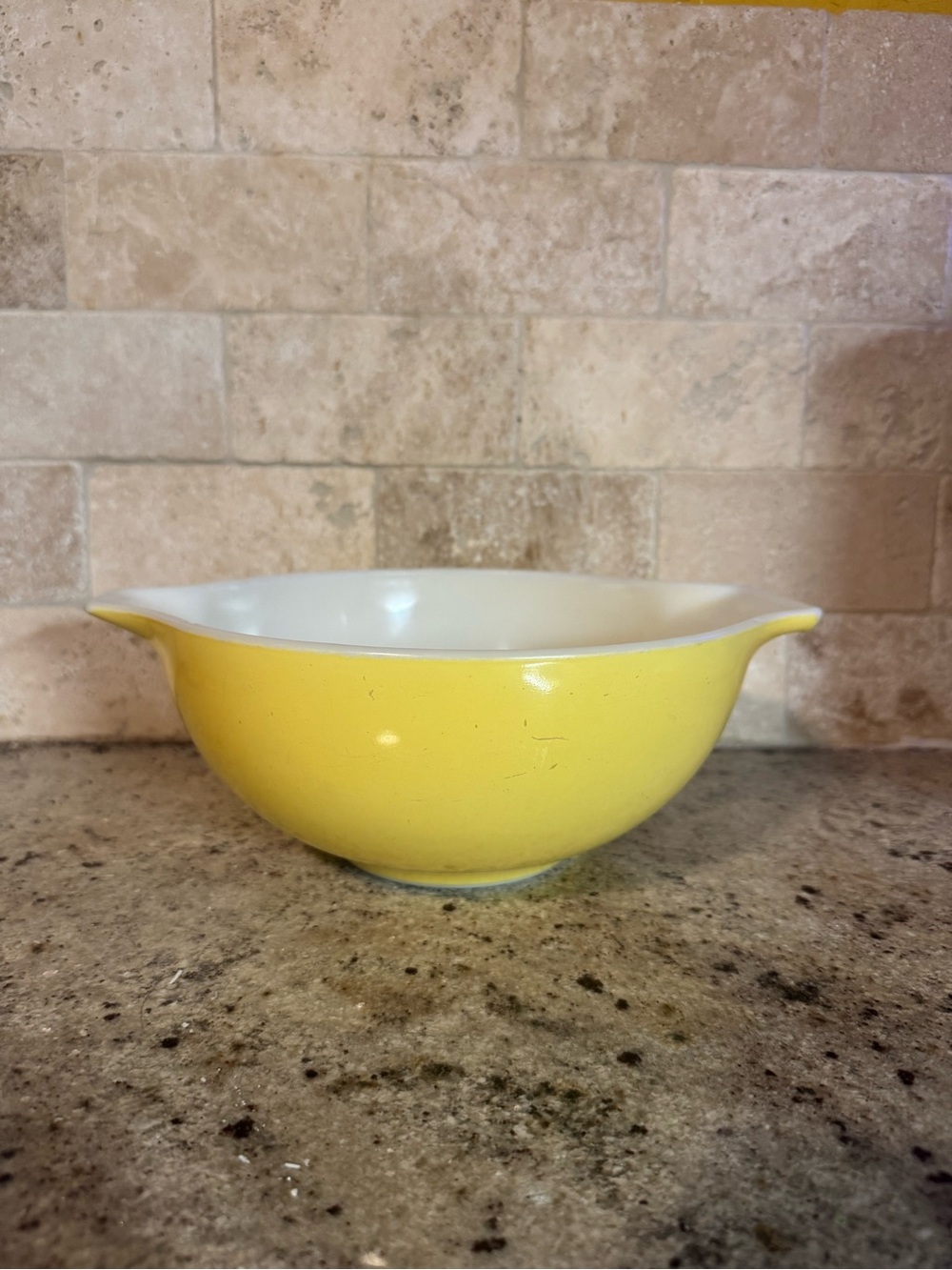 Pyrex Mixing Bowl Yellow